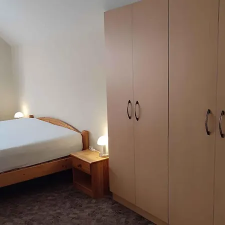 Apartament In Buek/nordtransdanubien 20395 *